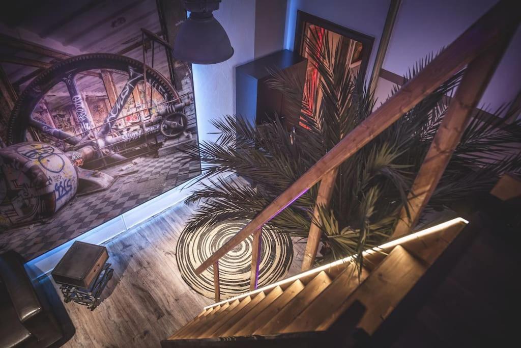 Einzigartige Ferienwohnung Bunt Wie Berlin Bagian luar foto
