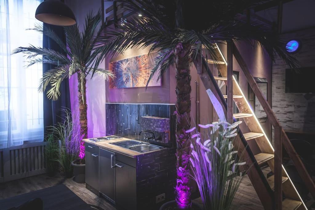Einzigartige Ferienwohnung Bunt Wie Berlin Bagian luar foto